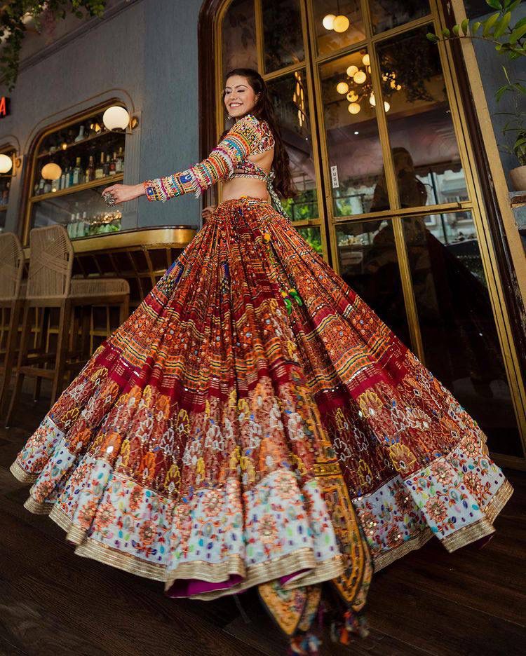 Ghoomar Glamour Navratri Lehenga Choli