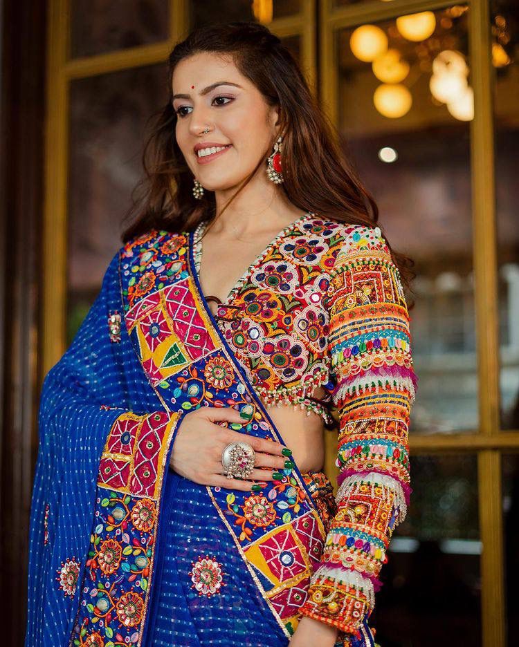 Ghoomar Glamour Navratri Lehenga Choli