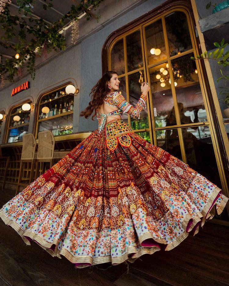 Ghoomar Glamour Navratri Lehenga Choli