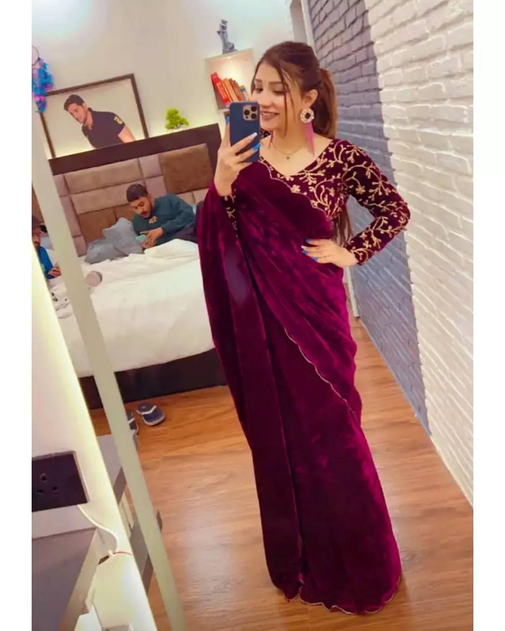 Elegant Velvet Saree