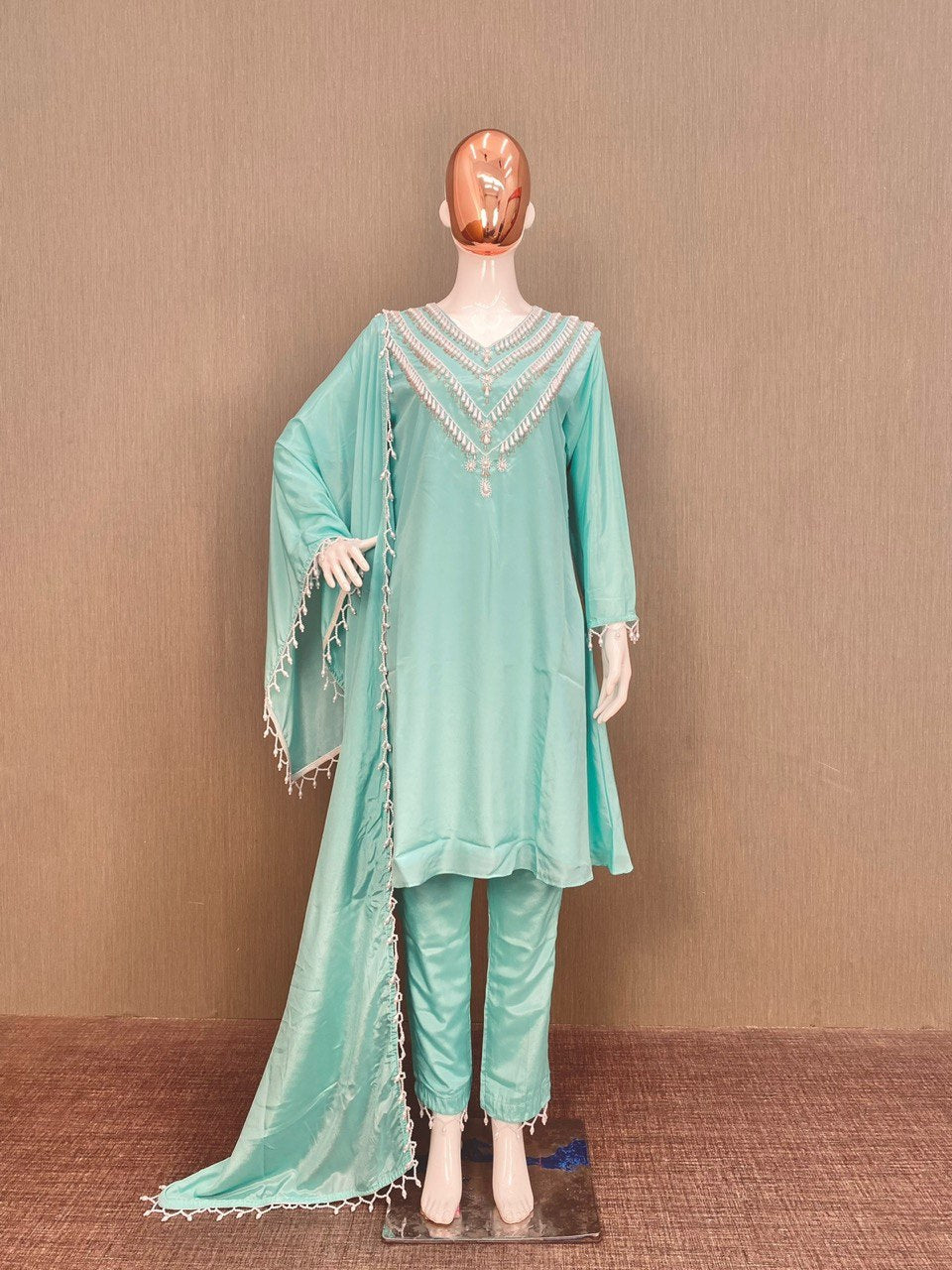 Handwork Pearly Suit With Pant