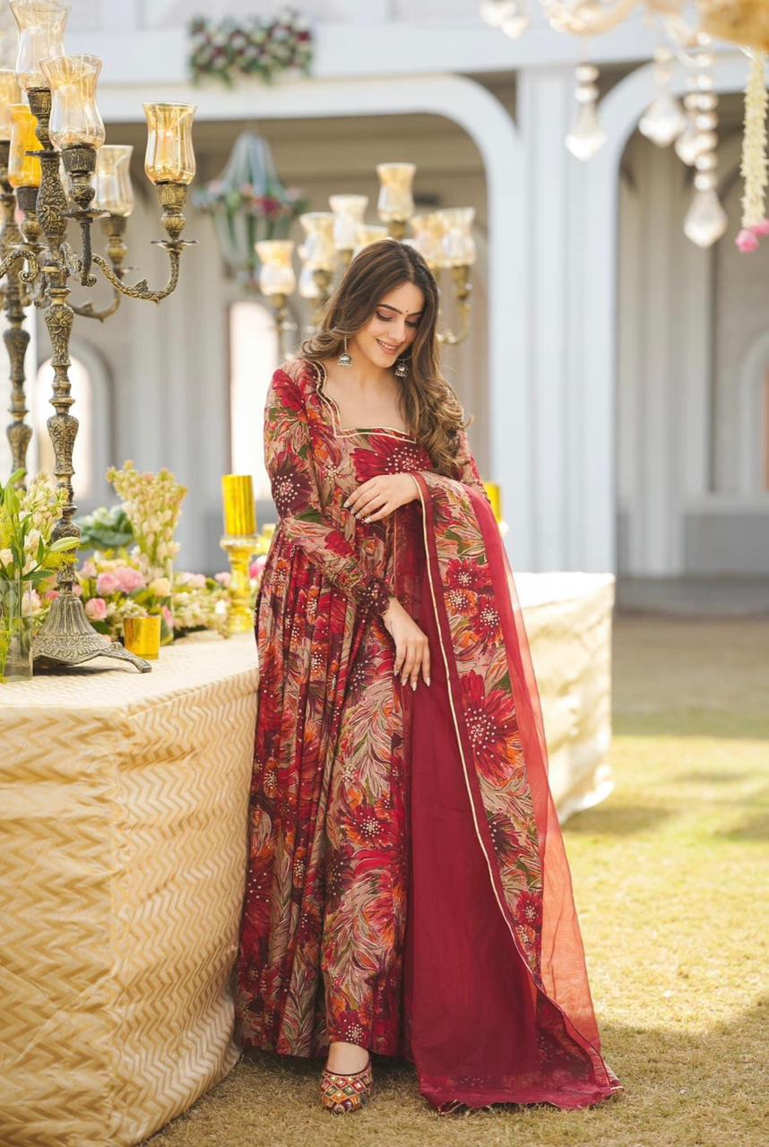 Gulbahar Red Gown With Dupatta
