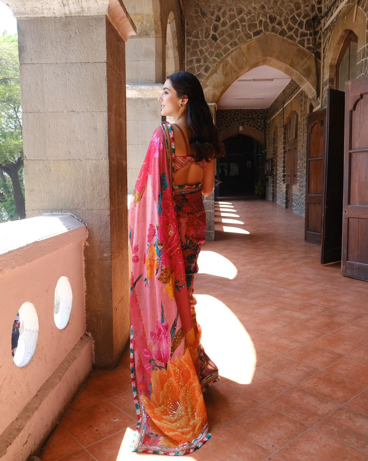 Rangeen Sara Ali Khan Saree With PotliBag