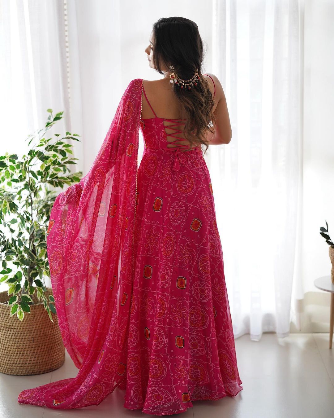 Halki Bolchaal Bandhej Dress