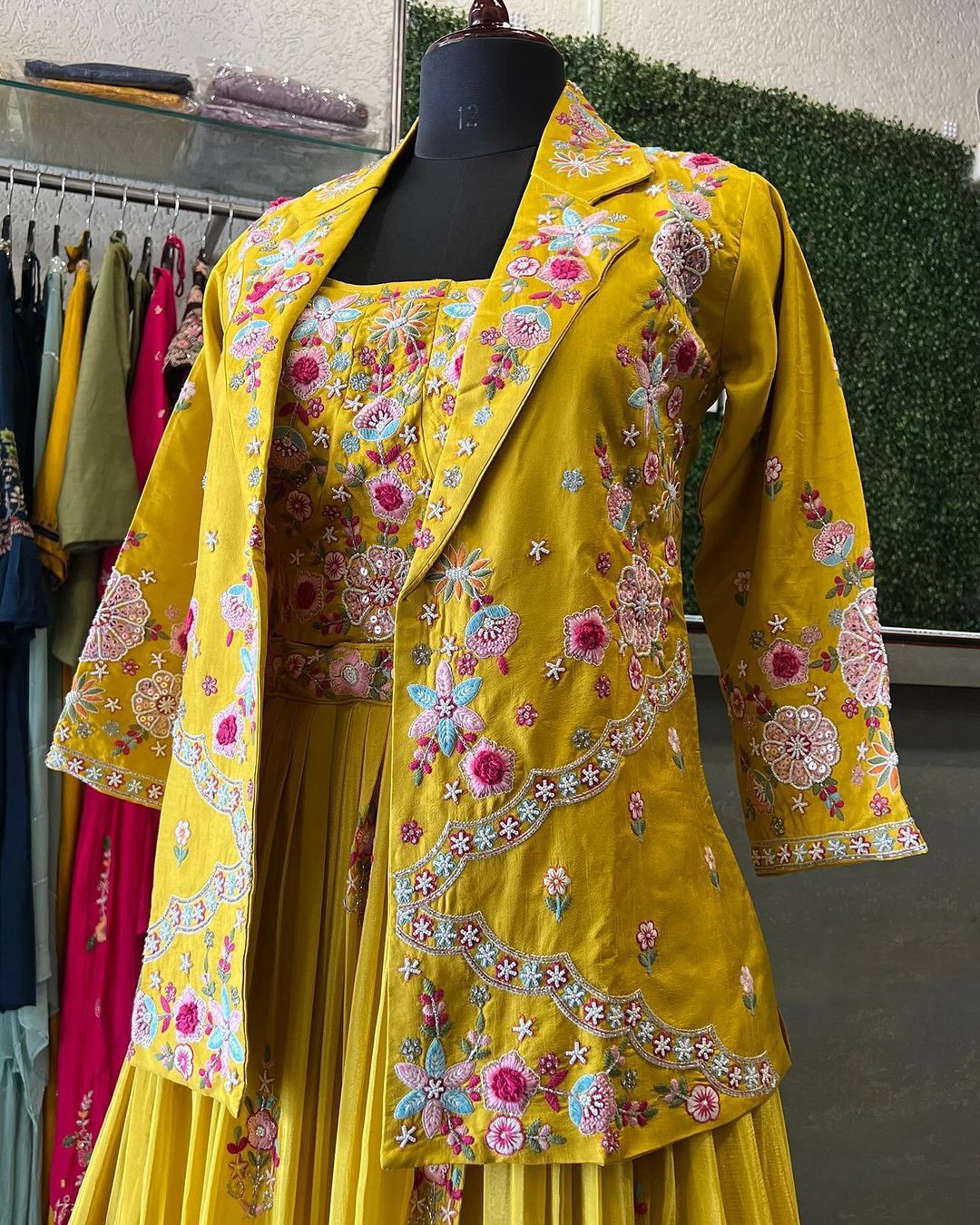 Viyan Splendor Jacket Style Lehenga