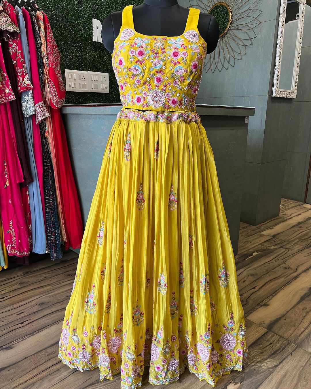 Viyan Splendor Jacket Style Lehenga