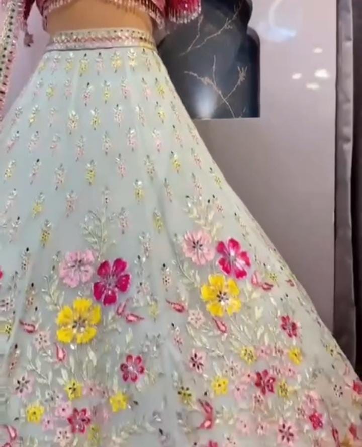 Cyra Blooming Elegance Lehenga