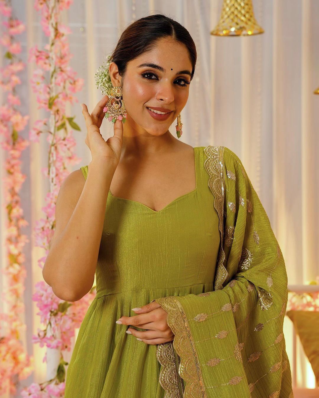 Glamorous Green Salwar Suit