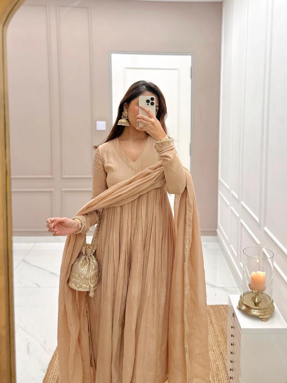 Simple Hasina Anarkali Set