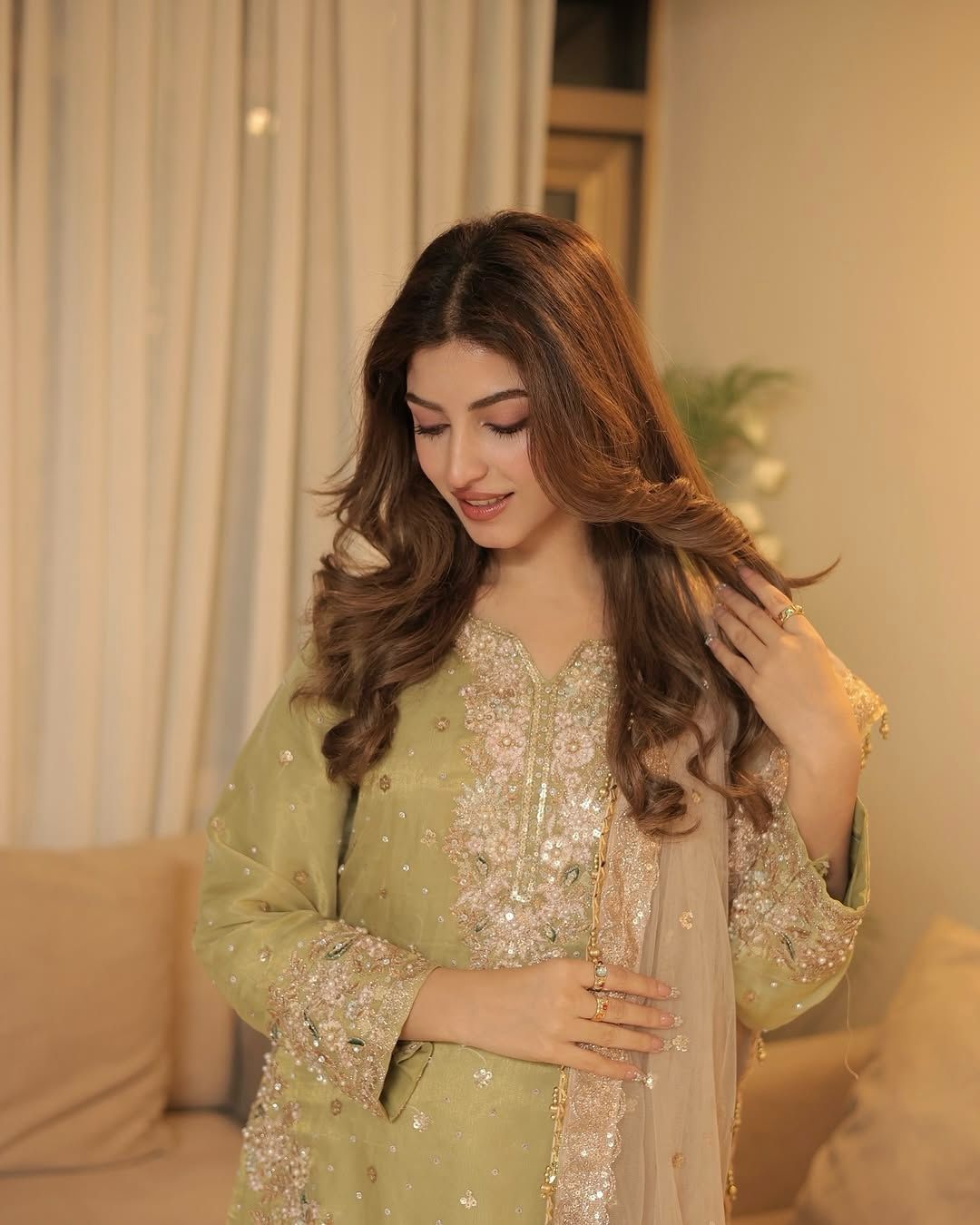 Rays of Rozana Salwar Suit
