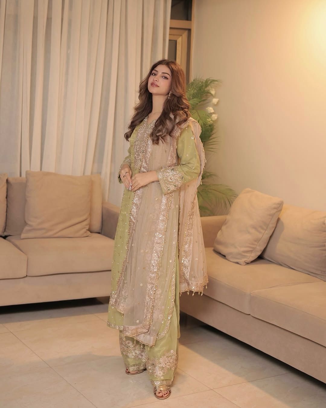 Rays of Rozana Salwar Suit