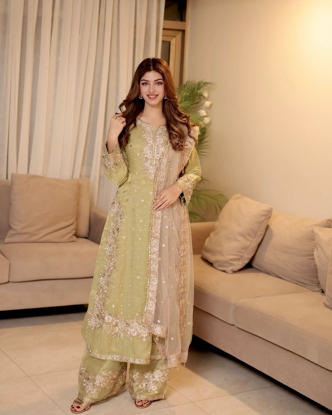 Rays of Rozana Salwar Suit