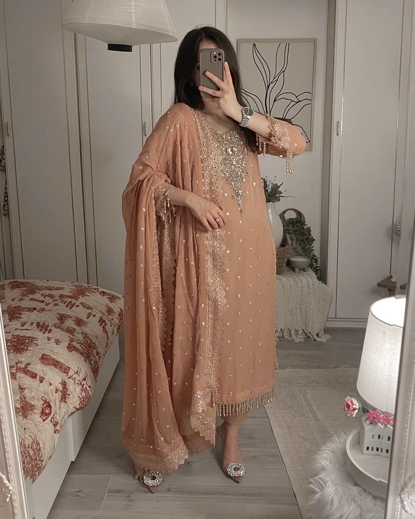 Peachy Princes Salwar Suit