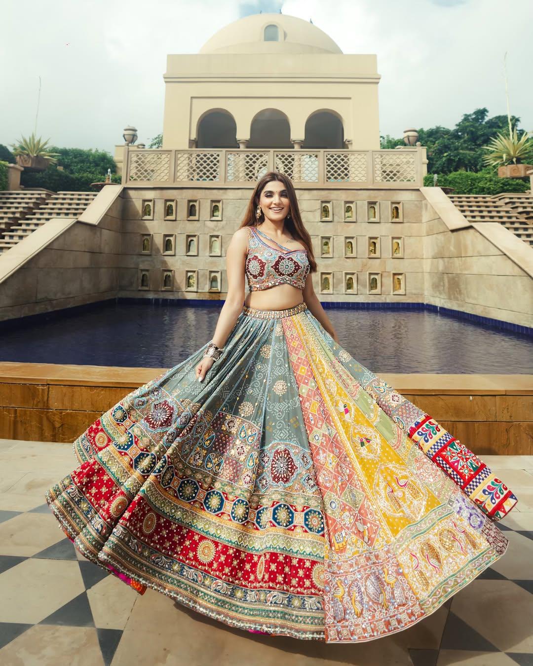 Chamak Chalo Navratri Lehenga Choli