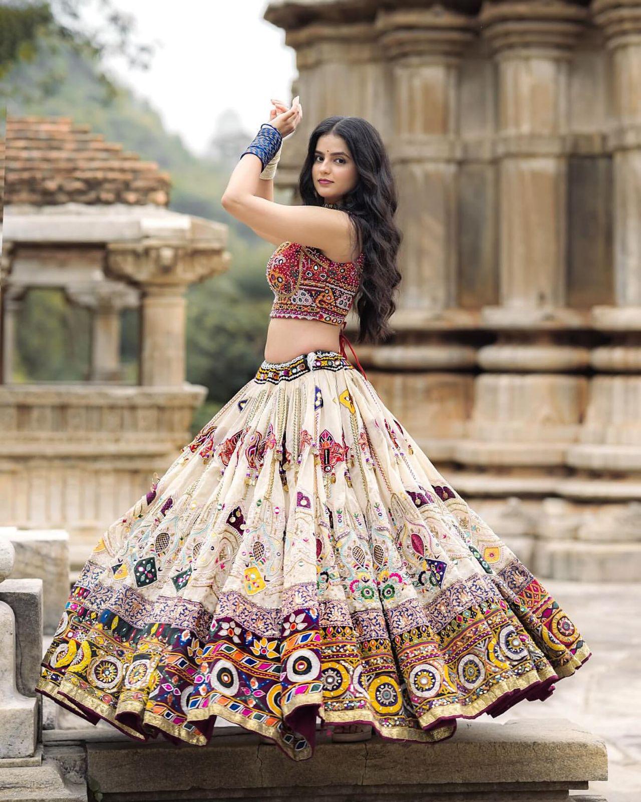 Nartan Nikhar Navratri Lehenga Choli