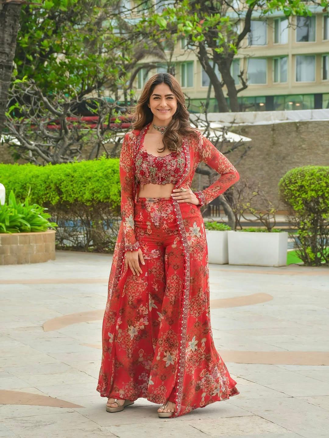 Mrunal Thakur Inspired Red Fringe Indo Western