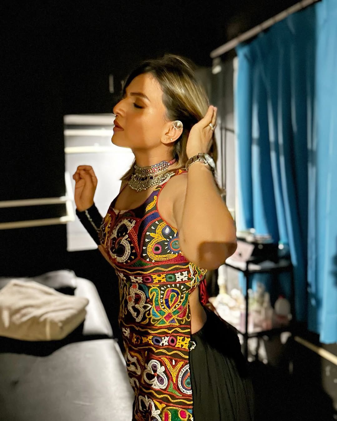 Gamthi Styles Navratri Lehenga Choli