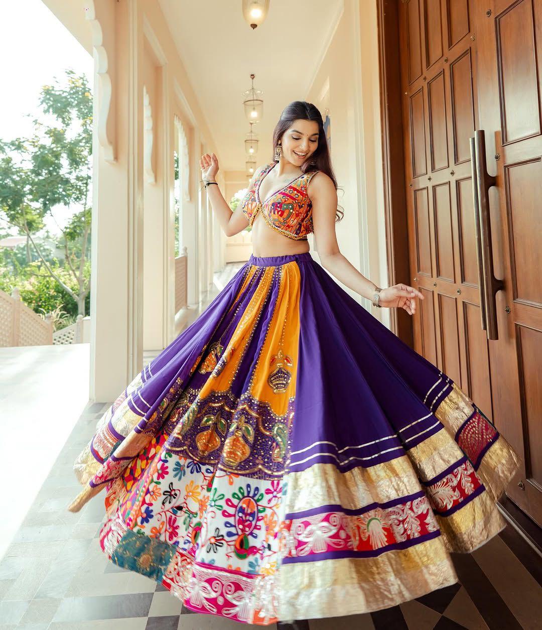 Aabha Aakar Navratri Lehenga Choli