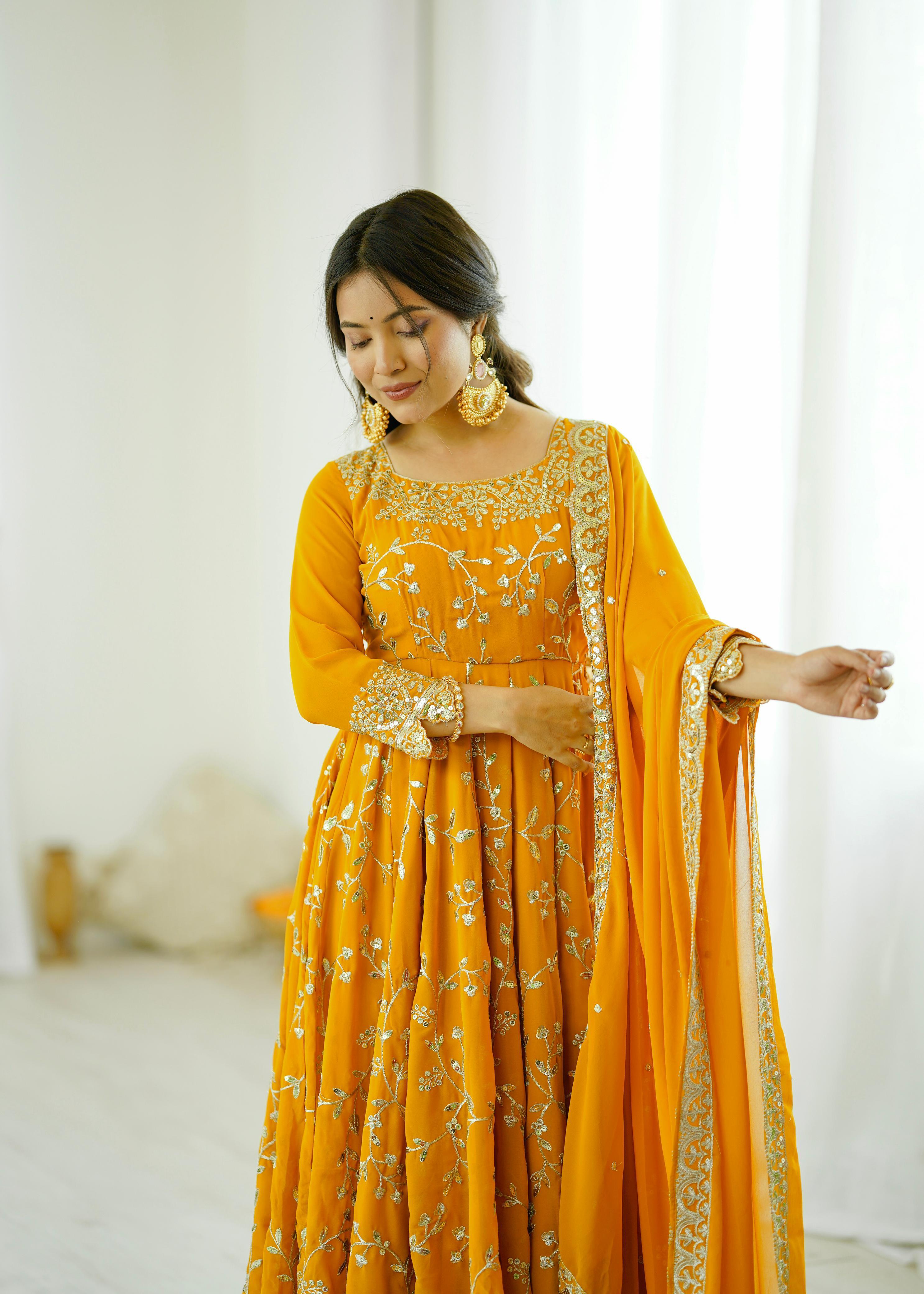 Aangan Aanchal Salwar Suit
