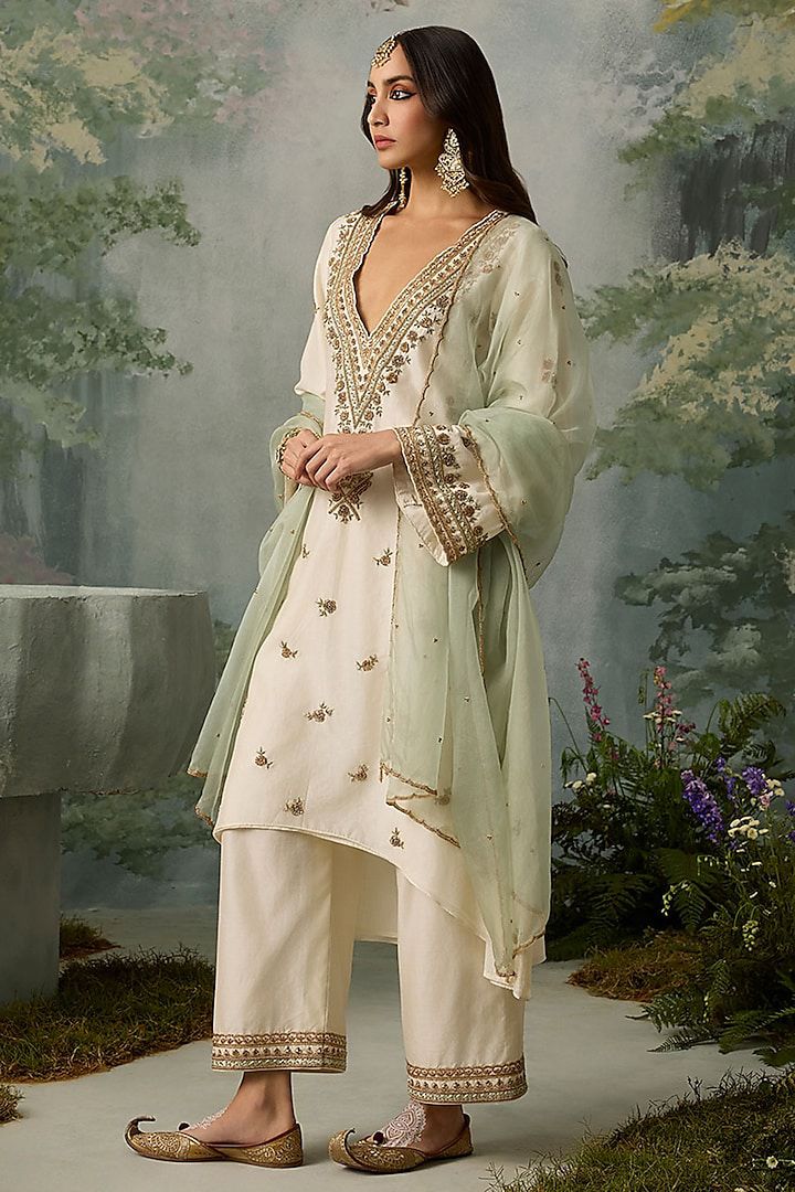 Zayra Zeenat Salwar Suit