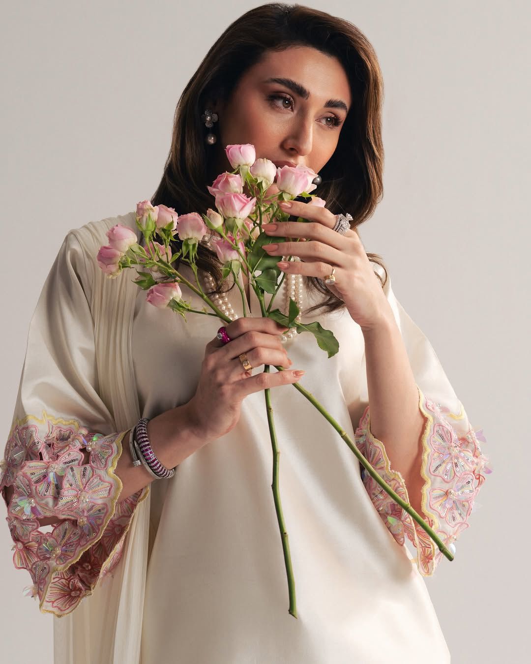 Mahpara Zoya Farshi Salwar Suit