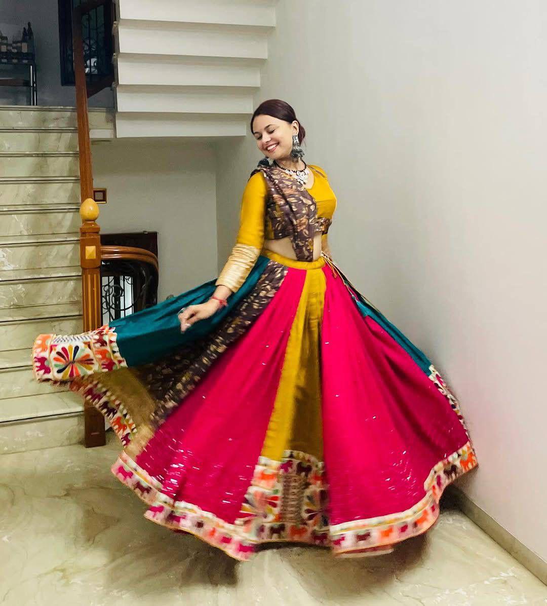 Mrunal Majesty Navratri Lehenga Choli