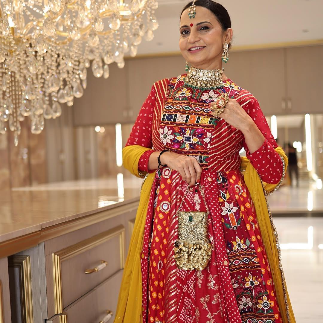 Ujjwala Utsav Navratri Lehenga Choli