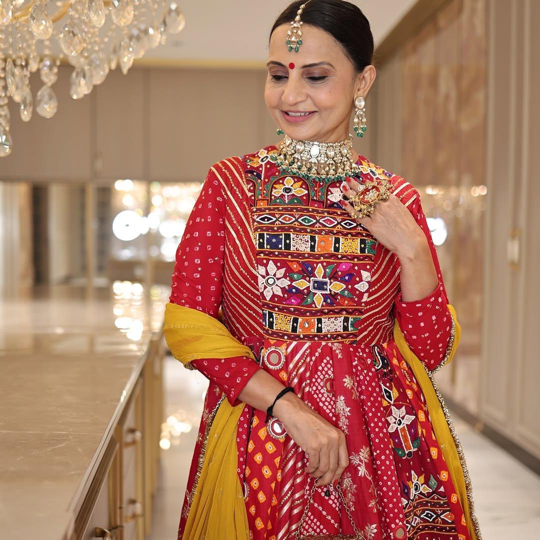 Ujjwala Utsav Navratri Lehenga Choli