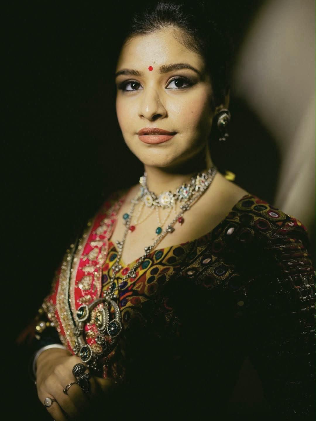 Poshak Pearl Navratri Lehenga Choli