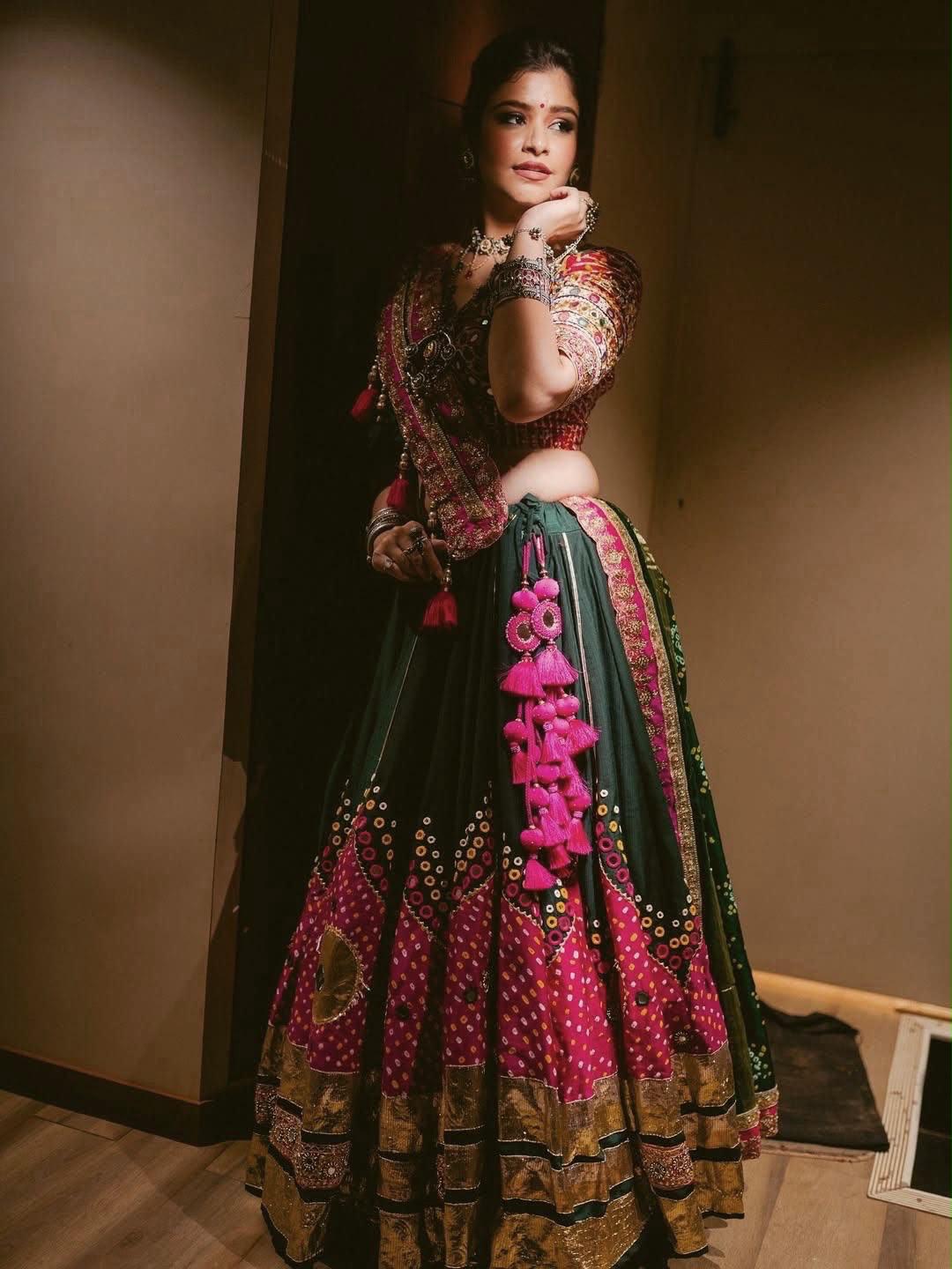 Poshak Pearl Navratri Lehenga Choli