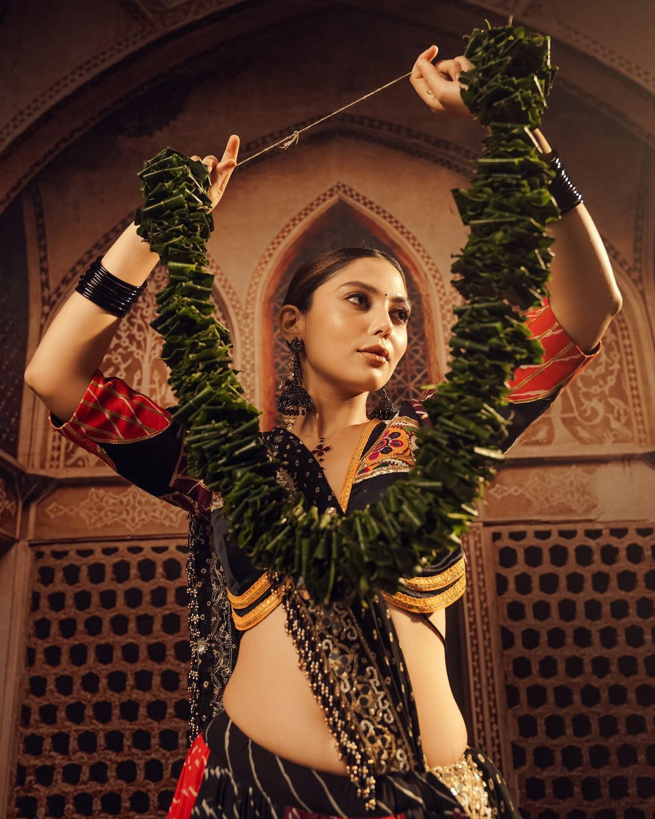 Aroshini Attire Navratri Lehenga Choli