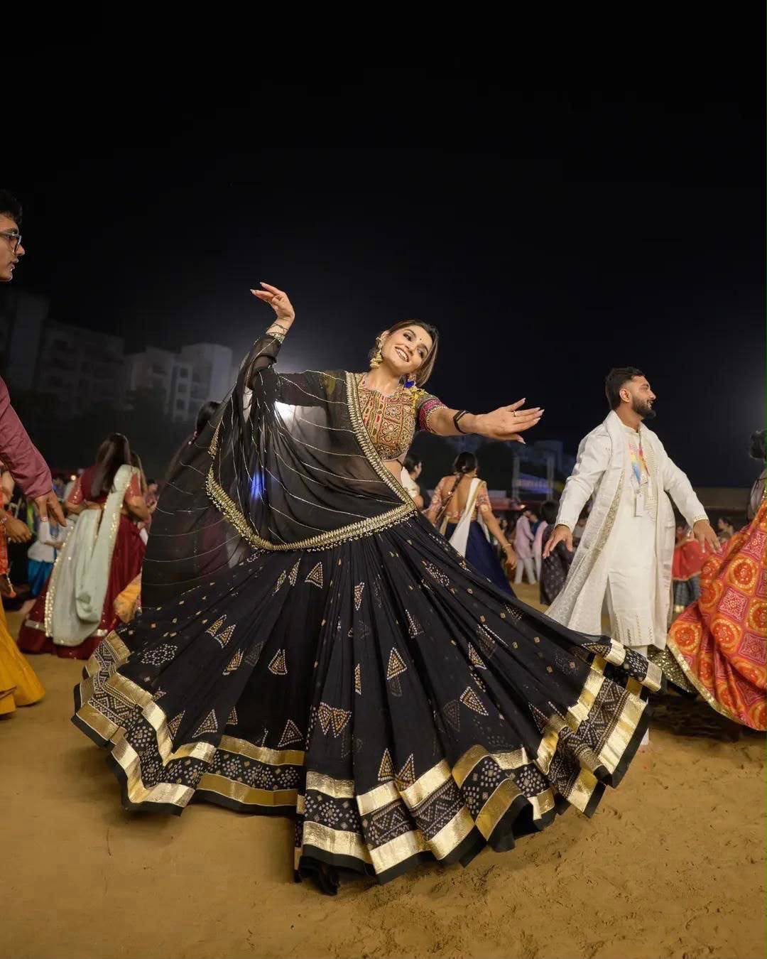 Raasleela Rani Navratri Lehenga Choli