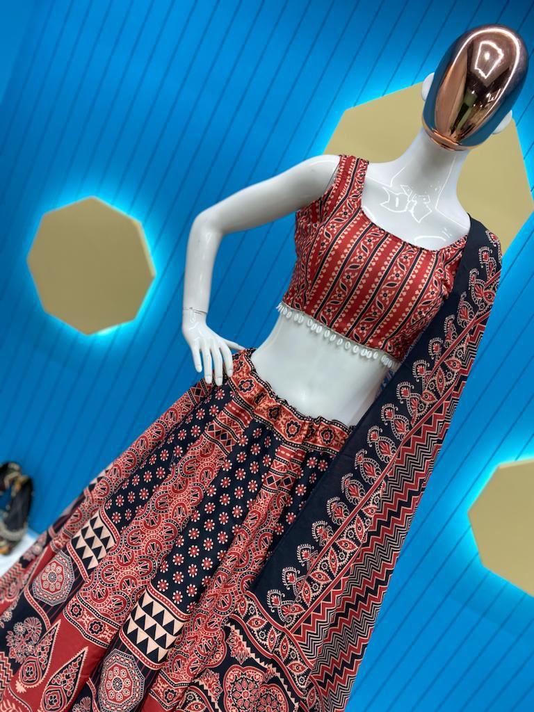 Helia Charm Navratri Lehenga Choli With Store Images