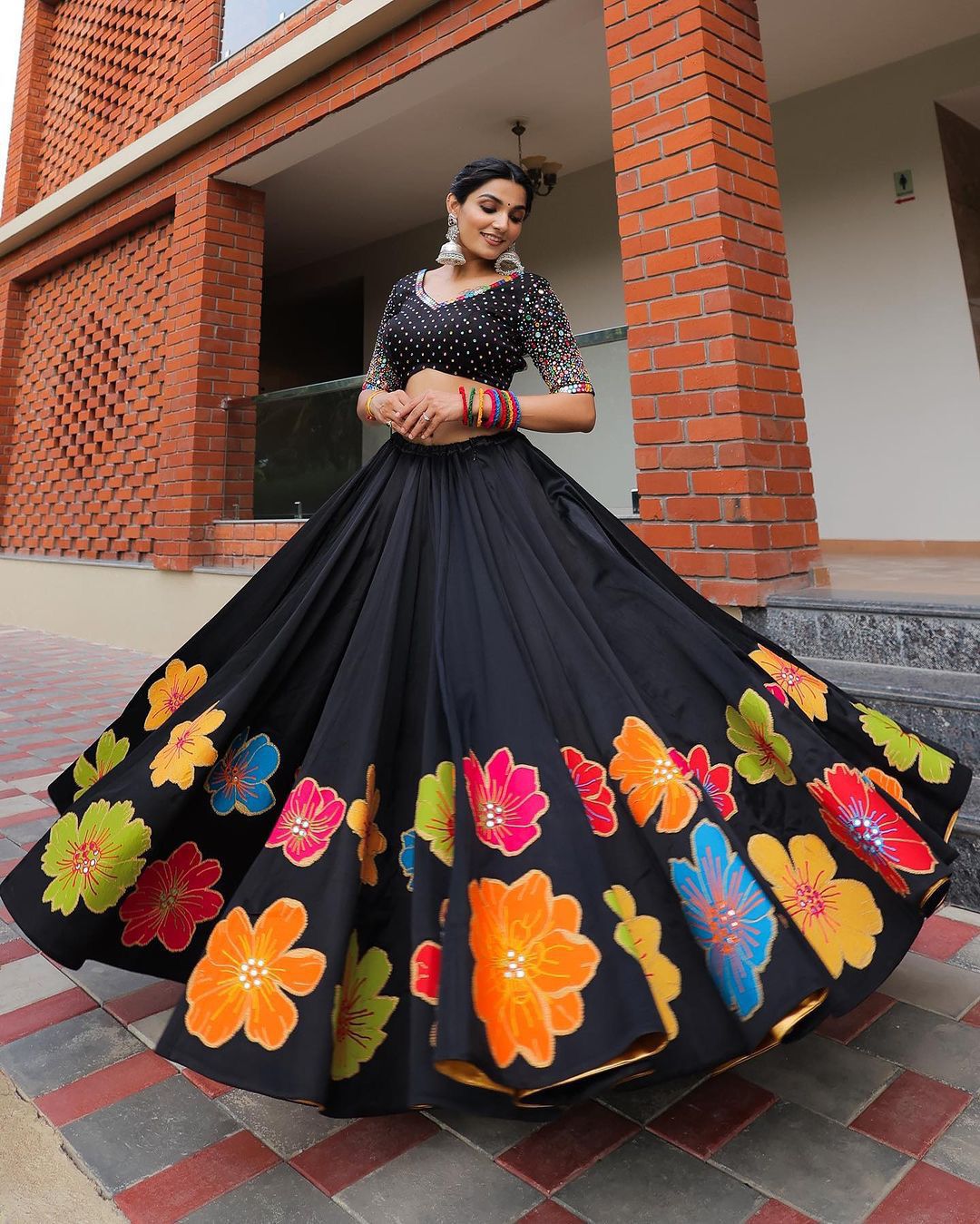 Jhuhi Navratri Lehenga Choli With Store Images