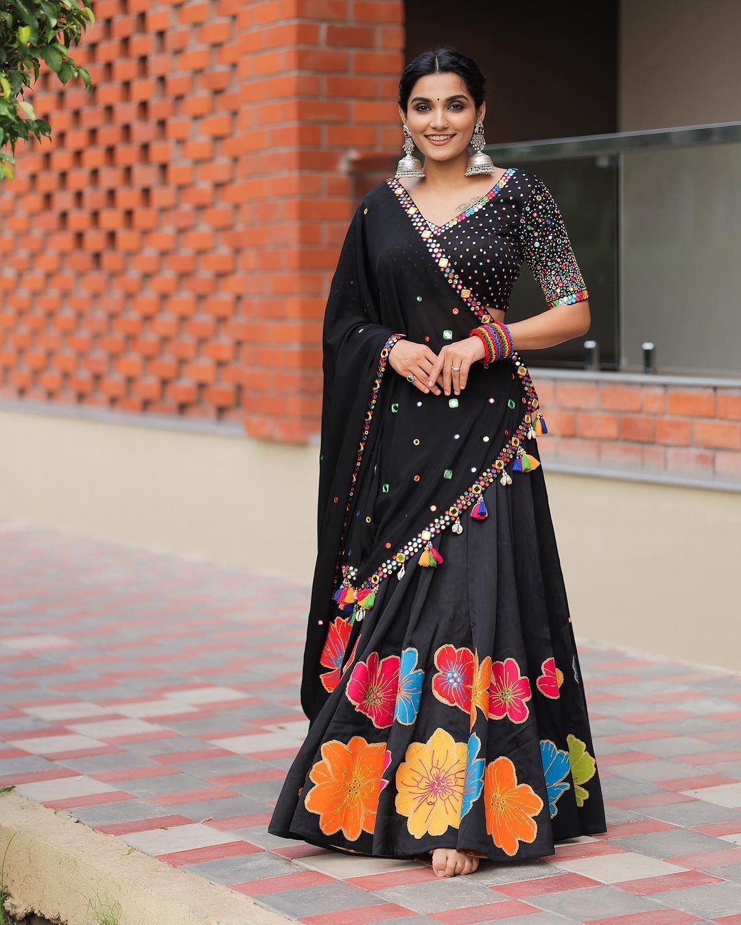Jhuhi Navratri Lehenga Choli With Store Images