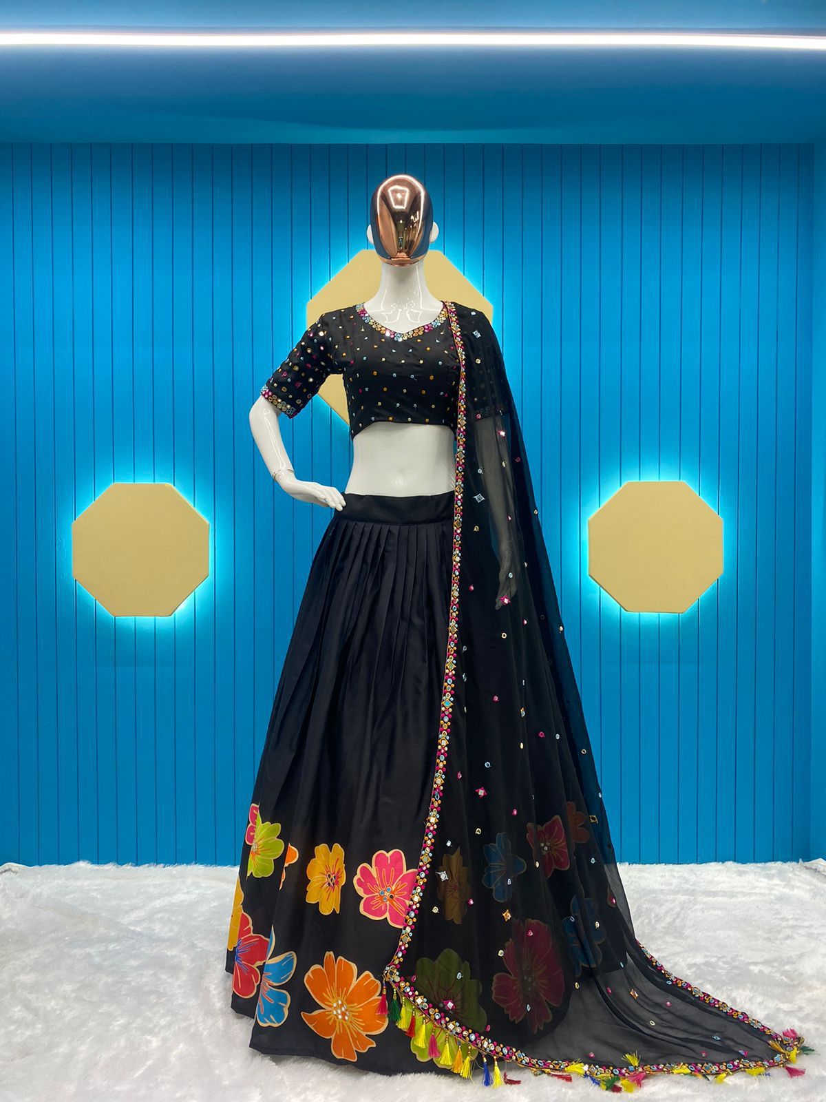 Jhuhi Navratri Lehenga Choli With Store Images