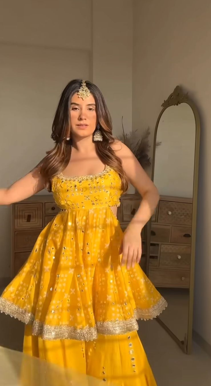 Vaani Traditional Salwar Suit