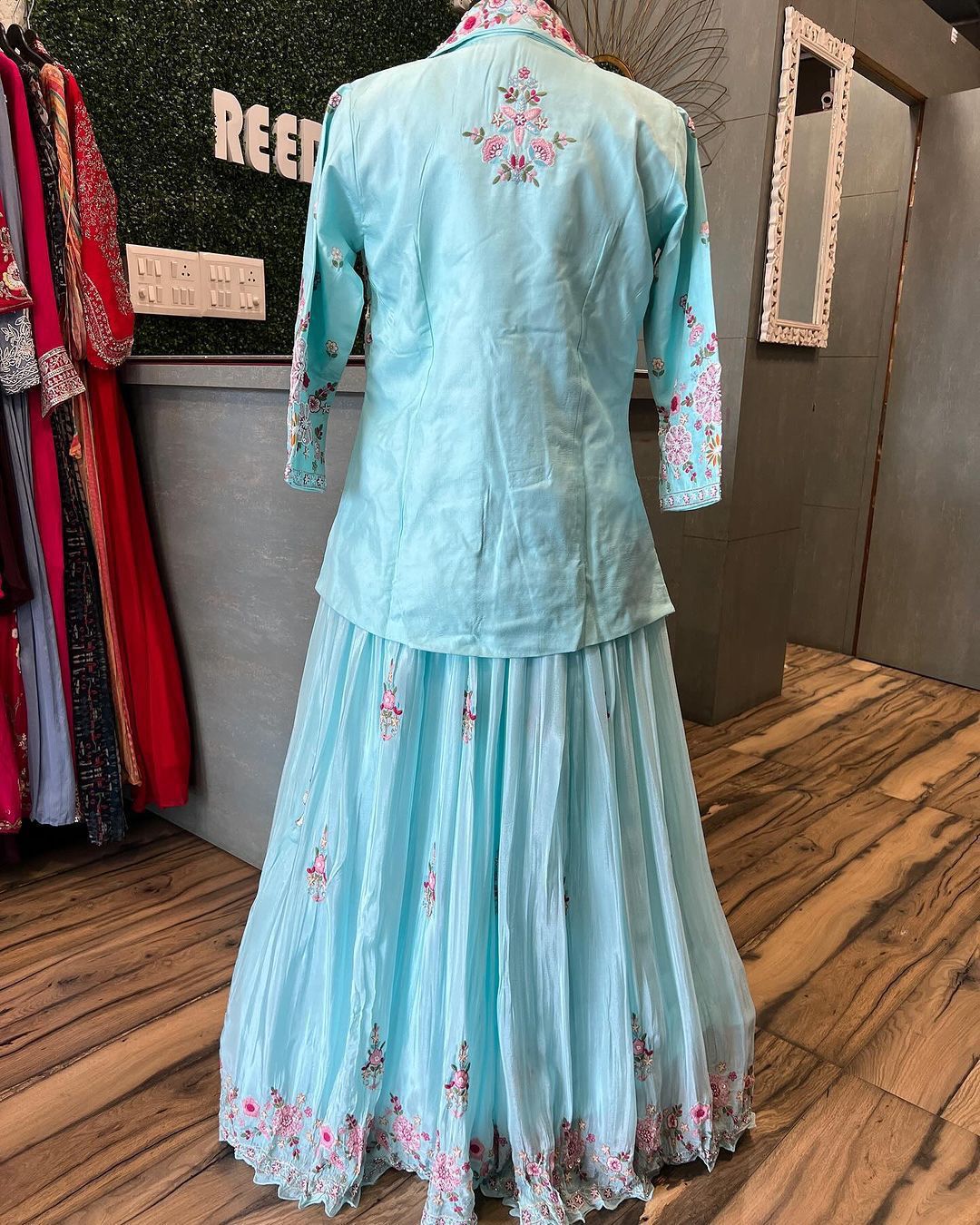 Viyan Splendor Jacket Style Lehenga