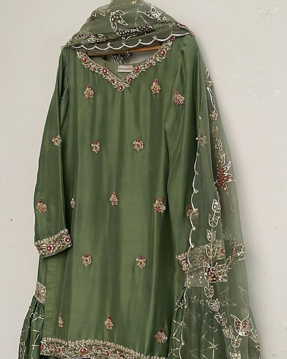 Mehendi Saga Gharara Set