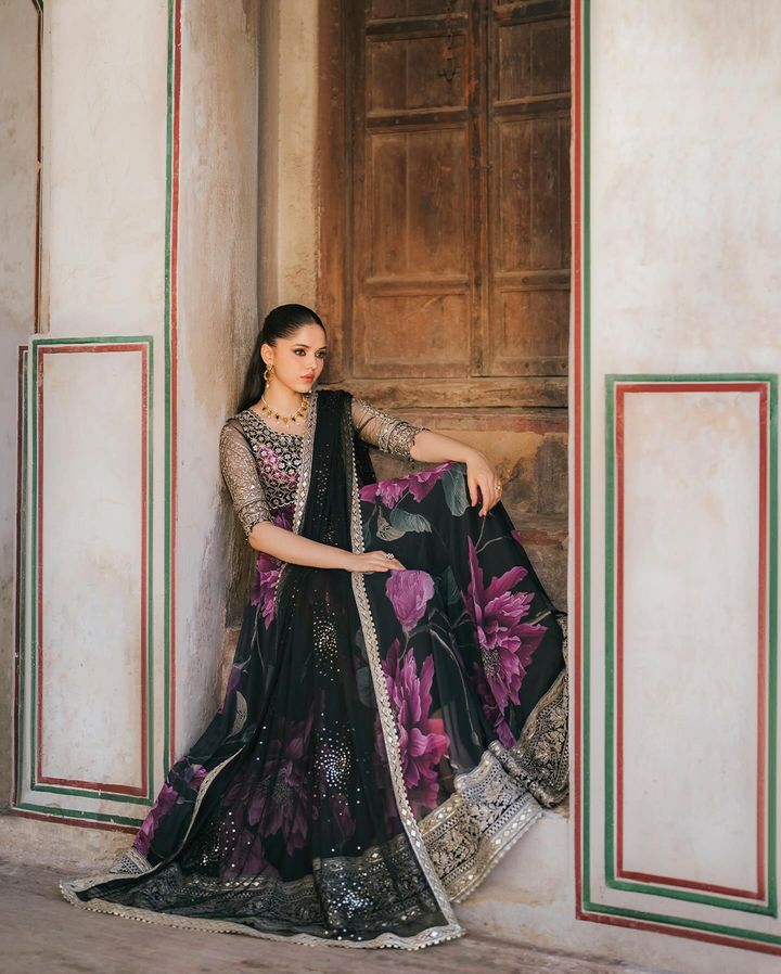 Nayra Royale Gown With Dupatta