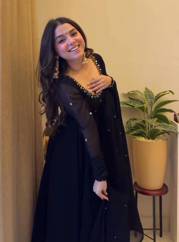 Vritti Grace Anarkali Suit