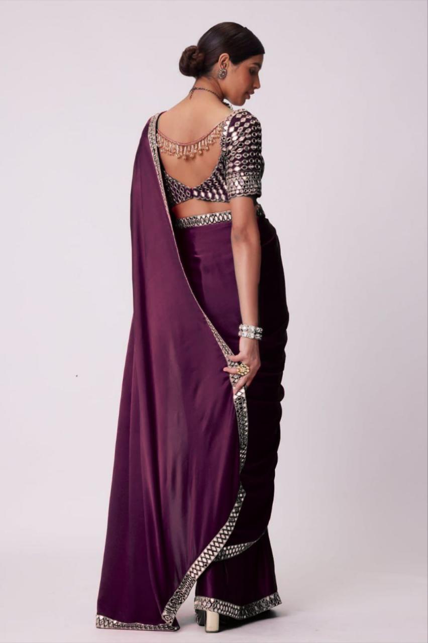 Shilpa Shetty Real Mirror Beauty Saree