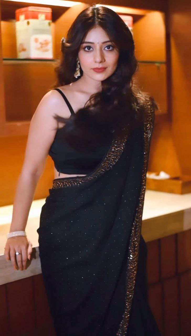 Sombre Black Saree