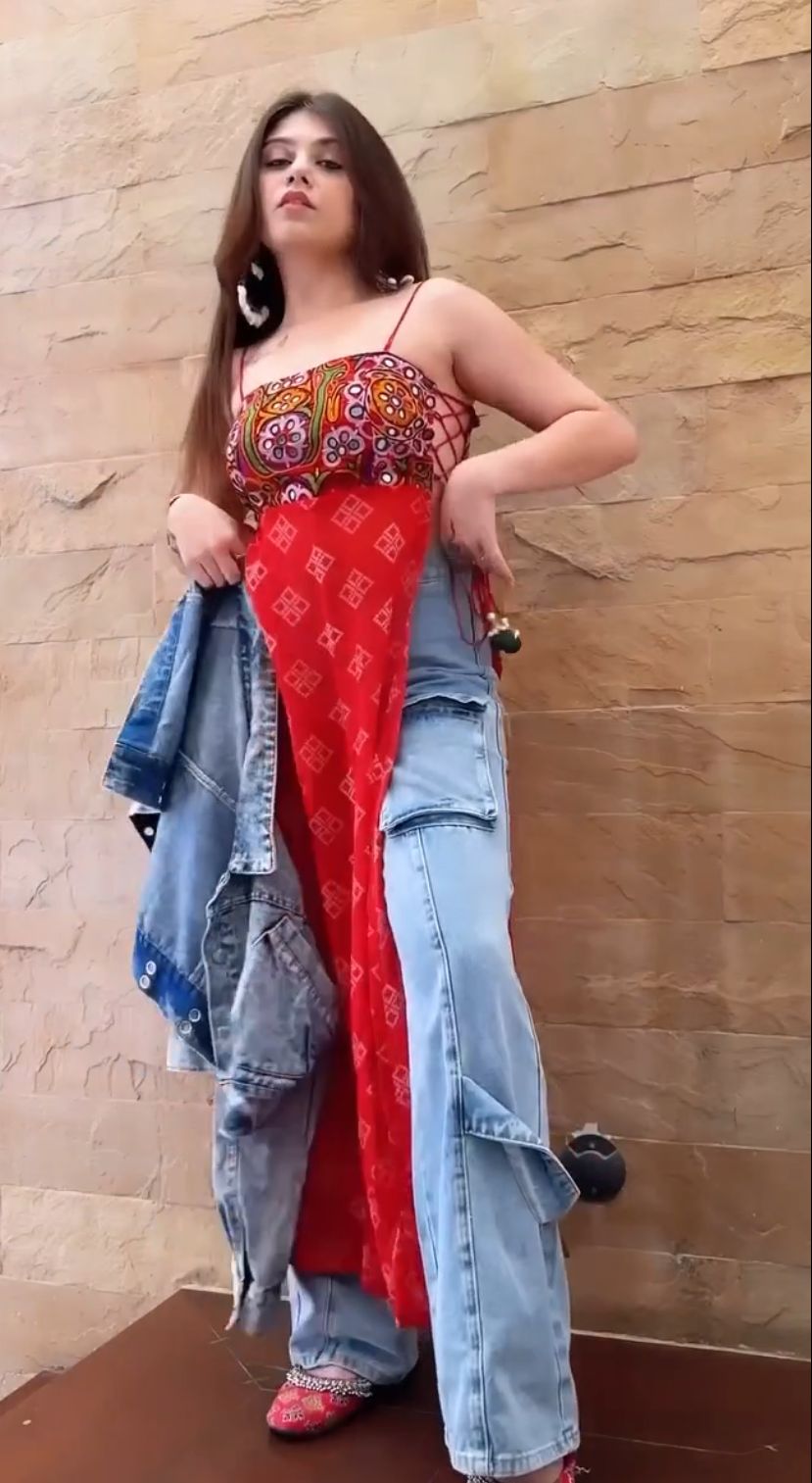 Kicky Bandhani Kurti