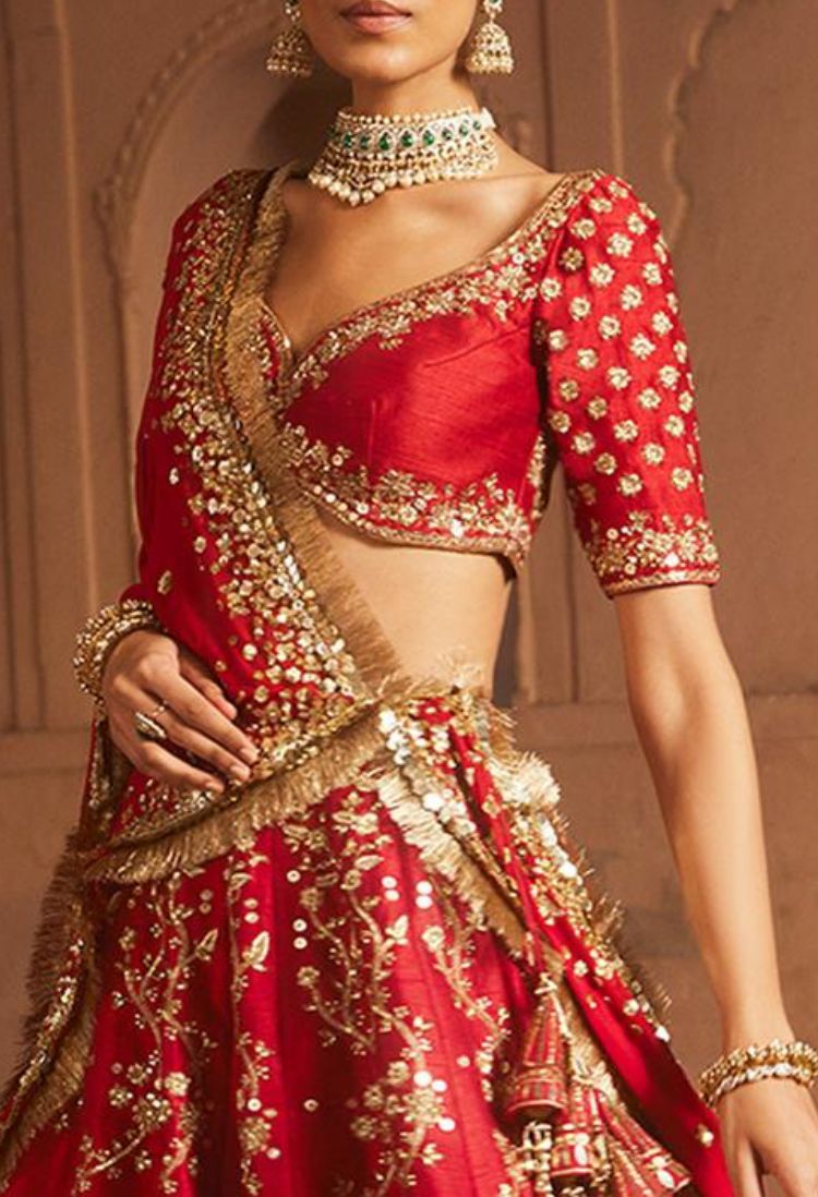 Mohey Laal Rang Lehenga Choli