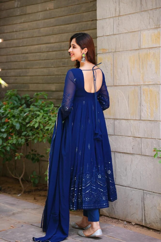 Whispering Luxe Salwar Suit