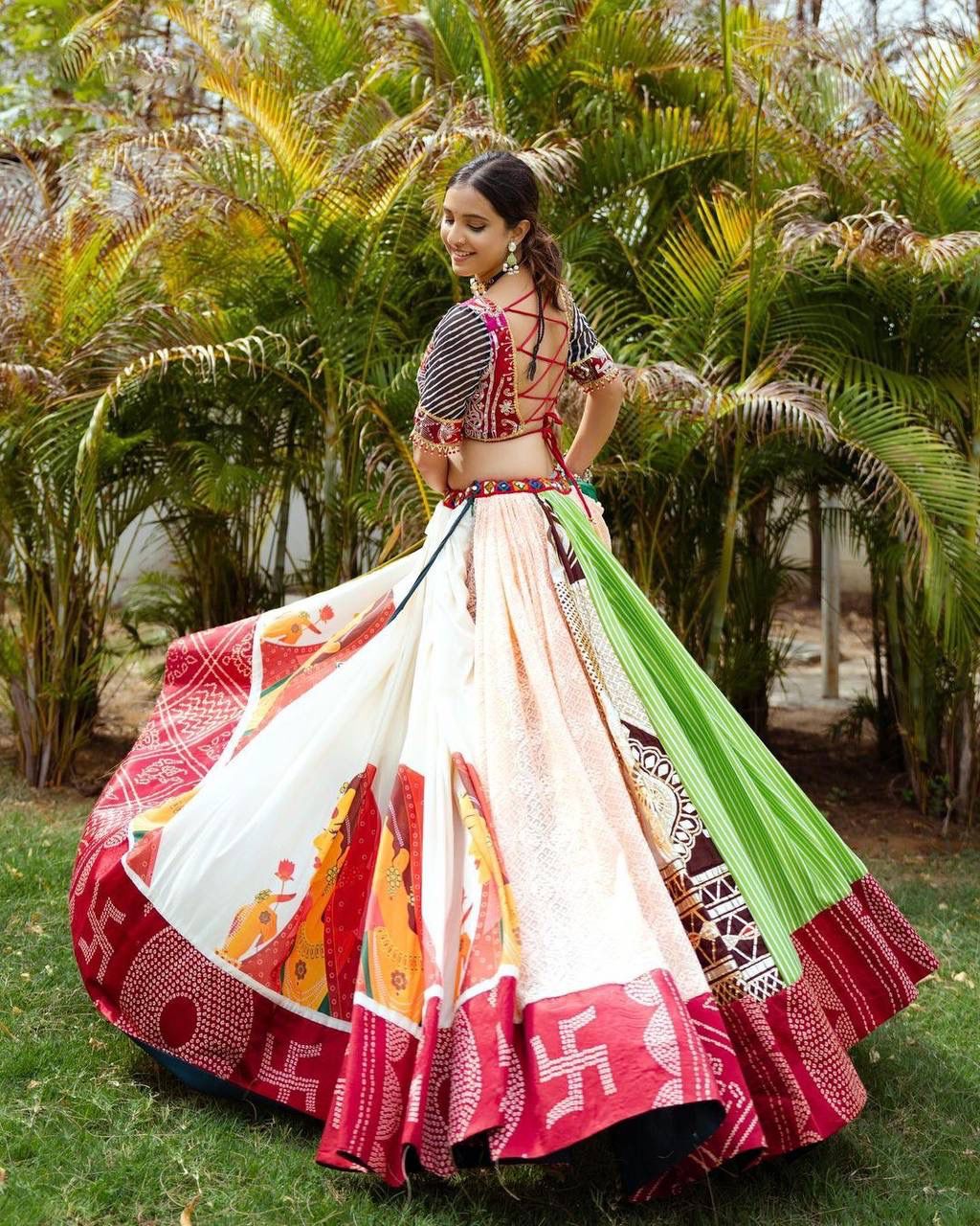 Nayan Glamour Lehenga Choli