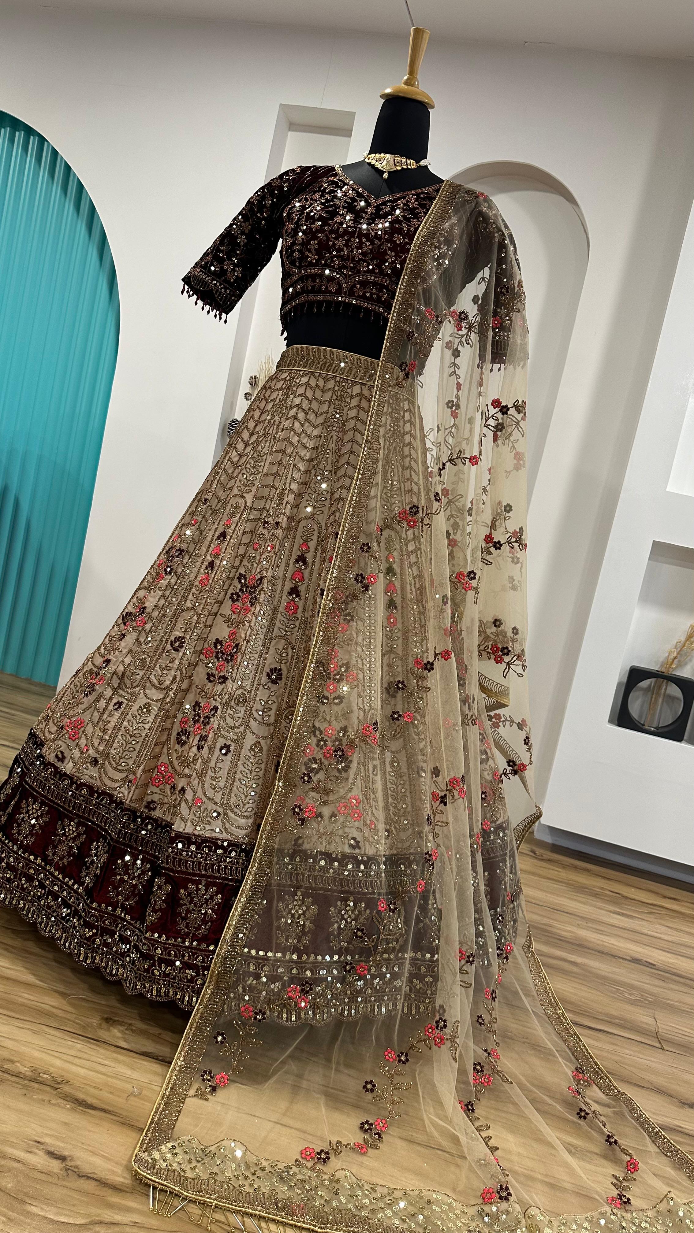 Vairea Designer Lehenga With Store Images