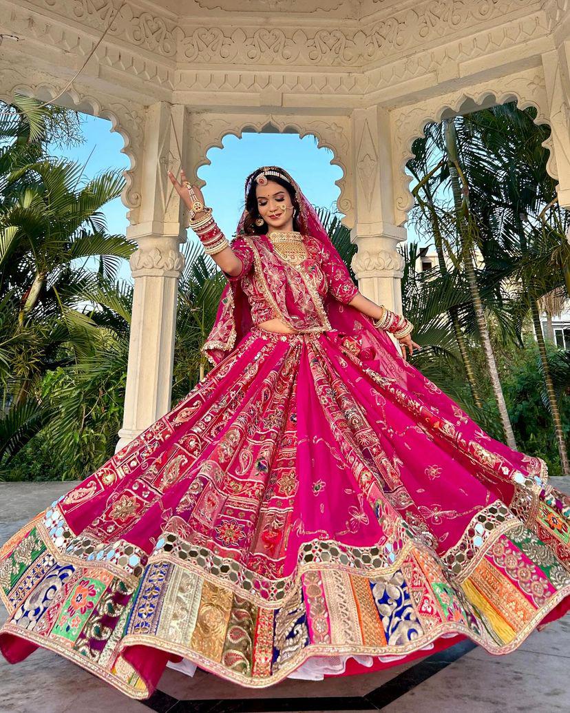 GULABI GHAGRA CHOLI