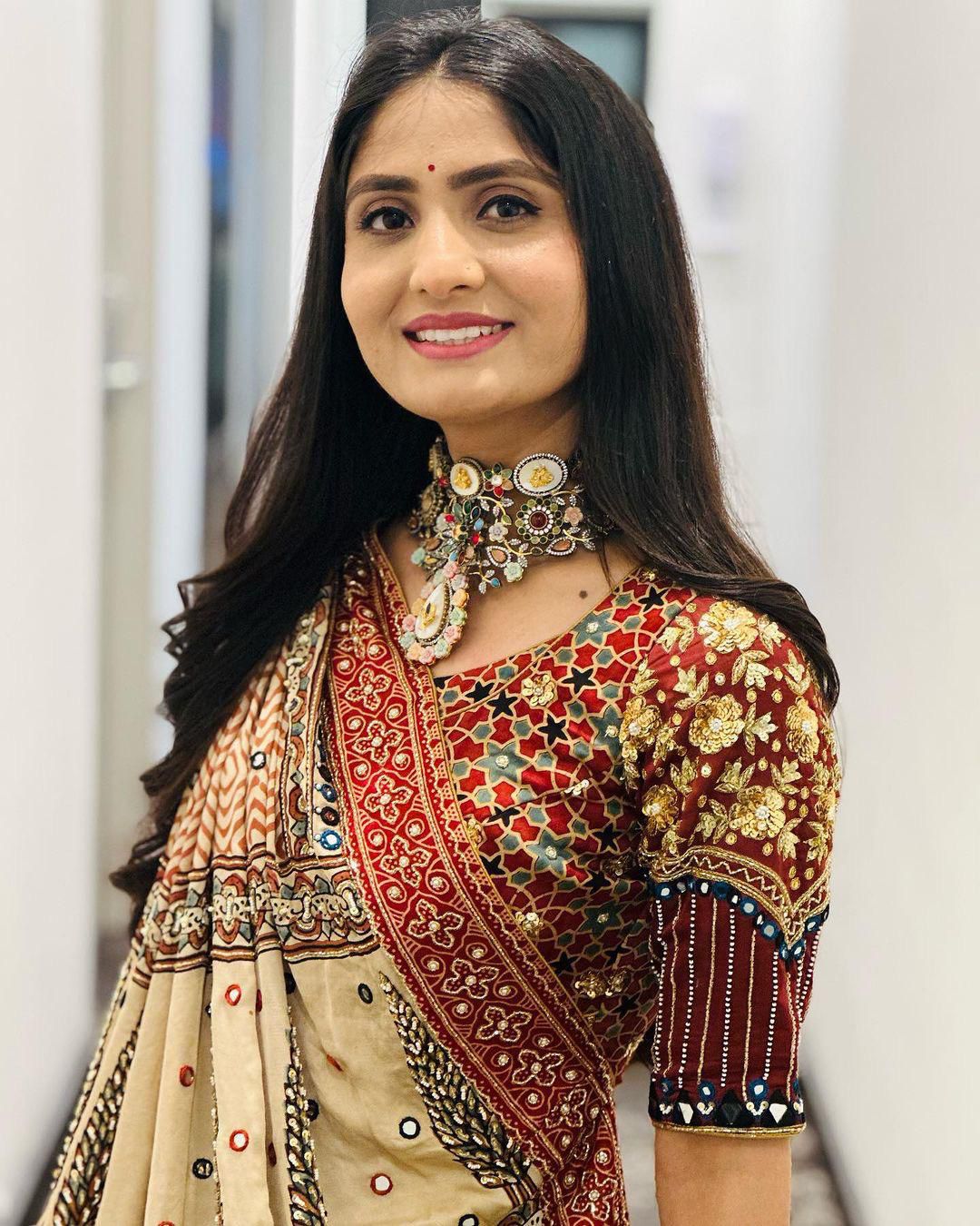 Naari Navrati Lehenga Choli